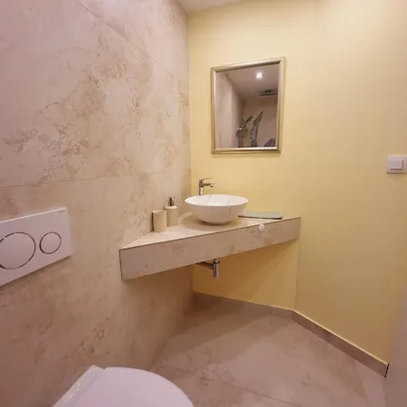 Lemon Garden Apartmant Appartement *