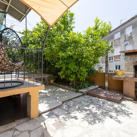 Lemon Garden Apartmant Appartement